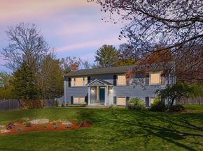 49 Granite St, Holliston MA 01746