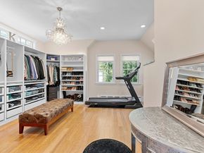 4 Rolling Lane, Natick MA 01760