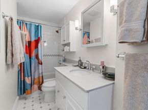 10 Charlesgate E 2, Boston MA 02215