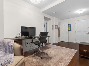 10 Charlesgate E 2, Boston MA 02215