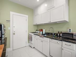 109 Winchester 6, Brookline MA 02446