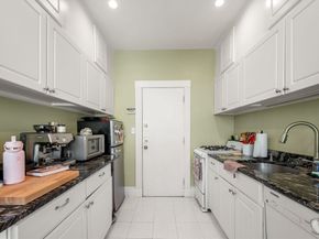 109 Winchester 6, Brookline MA 02446