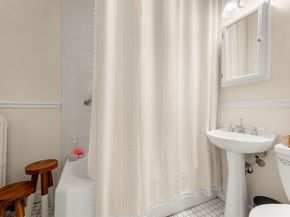 109 Winchester 6, Brookline MA 02446