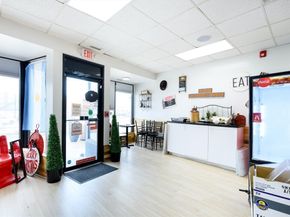19 Kelley Sq, Worcester MA 01610