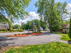 14 Francis Wyman Rd, Burlington MA 01803