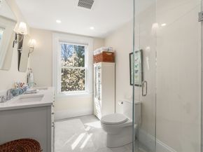 9 Farrar Street 9, Cambridge MA 02138