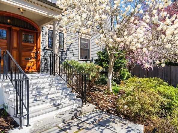 9 Farrar Street 9, Cambridge MA 02138