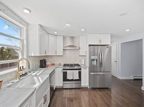 59 Wyvern St, Boston MA 02131