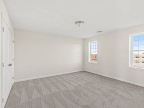 393-5 Court St 5, Plymouth MA 02360
