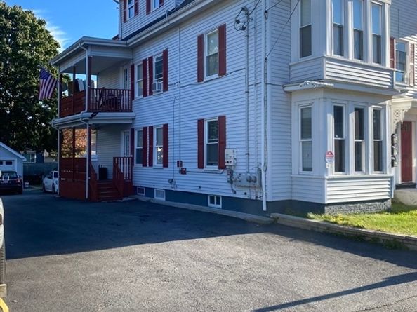 236 Market St, Brockton MA 02301