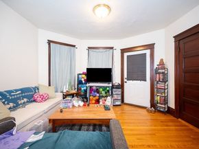 104 1/2 Rodney St, Worcester MA 01605