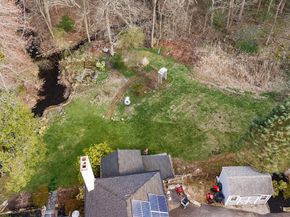 3 Old Brook Dr, Worcester MA 01609