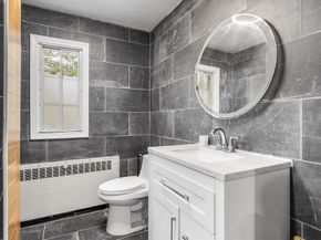 3 Old Brook Dr, Worcester MA 01609