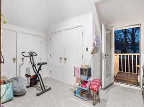 3 Old Brook Dr, Worcester MA 01609