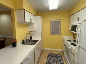 100 Rosemary Way 231, Needham MA 02494