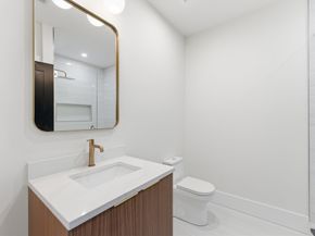 17 Holmes Street PH1, Quincy MA 02171