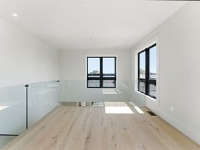 17 Holmes Street PH1, Quincy MA 02171