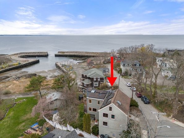 12 Andrews Street, Gloucester MA 01930