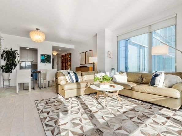 500 Atlantic Avenue 16L, Boston MA 02210