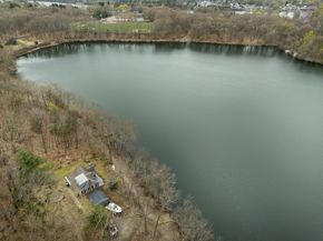 51 Reed Road, Shrewsbury MA 01545
