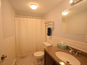 13 Walker Rd 12, North Andover MA 01845