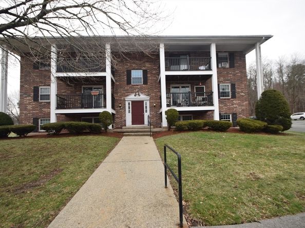 13 Walker Rd 12, North Andover MA 01845