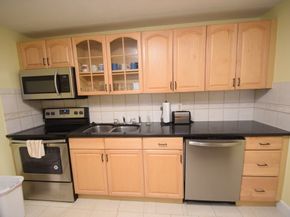 13 Walker Rd 12, North Andover MA 01845