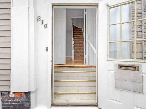 310 Paris St, Boston MA 02128