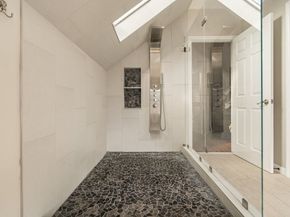 38 Saint Gregory 38, Boston MA 02124