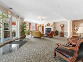 350 Greene St 306, North Andover MA 01845