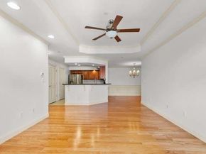 350 Greene St 306, North Andover MA 01845