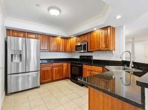 350 Greene St 306, North Andover MA 01845