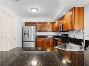 350 Greene St 306, North Andover MA 01845