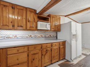 987 Patriots Road, Templeton MA 01468