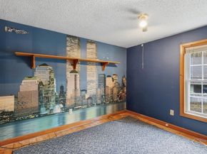987 Patriots Road, Templeton MA 01468