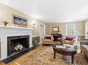 20 Coachmans Lane, North Andover MA 01845