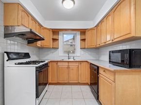 18 Clark St, Quincy MA 02171