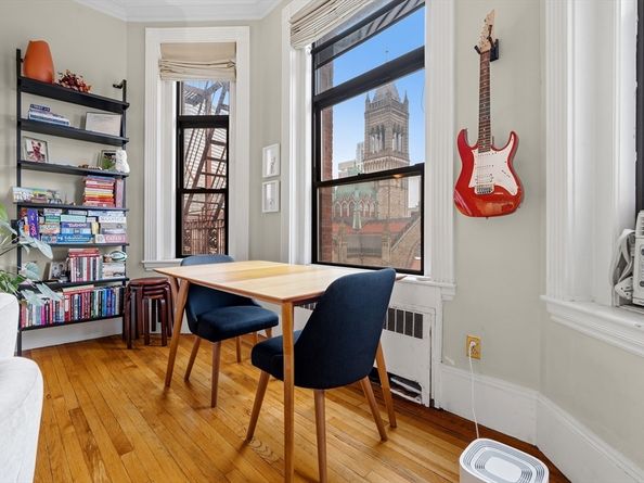271 Dartmouth St 5H, Boston MA 02116