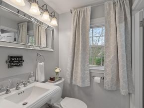279 Redemption Rock Trl, Sterling MA 01564