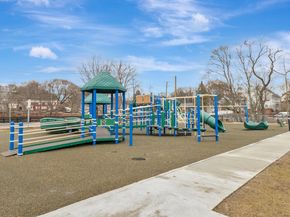187 Colburn St, Dedham MA 02026