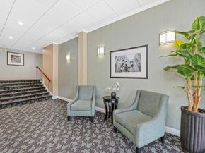57 Broadlawn Park 14B, Boston MA 02132