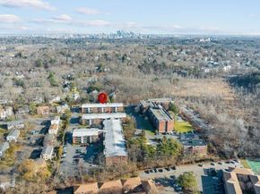 57 Broadlawn Park 14B, Boston MA 02132