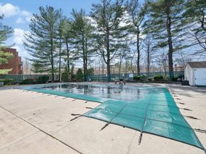 57 Broadlawn Park 14B, Boston MA 02132