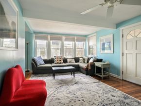 12 L Street, Hull MA 02045