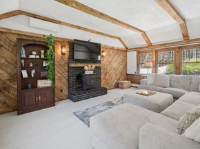 58 Minehan Ln, Marlborough MA 01752