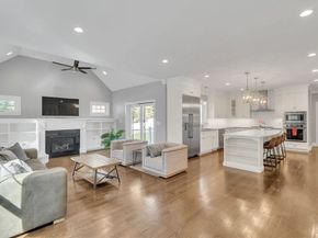 532 Lowell St, Lexington MA 02420