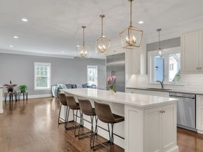 532 Lowell St, Lexington MA 02420