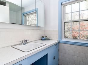 15 Maple Lane, Framingham MA 01702