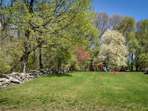 15 Maple Lane, Framingham MA 01702