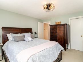 1075 Chestnut St 6, Newton MA 02464